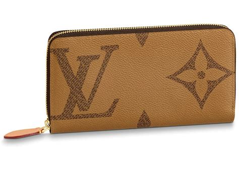 Zippy Wallet Monogram .